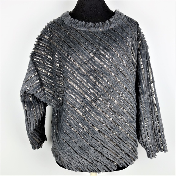 Zara Sweaters - Zara Pullover Sweater Top Soft Glam Long Seeve